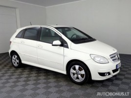 Mercedes-Benz B170 | 4
