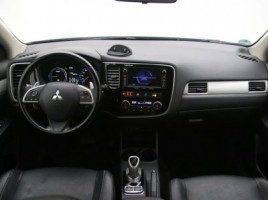 Mitsubishi Outlander, 2.0 l., cross-country | 1