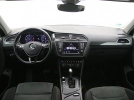 Volkswagen Tiguan | 1