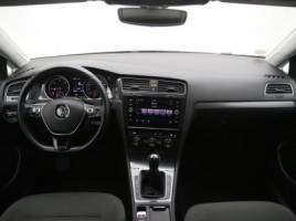 Volkswagen Golf | 1
