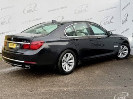 BMW 740, 3.0 l., saloon | 1