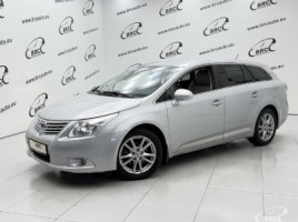 Toyota Avensis universalas