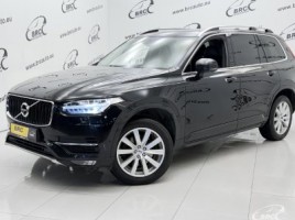 Volvo XC90 cross-country