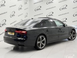 Audi A8, 4.0 l., sedanas | 1