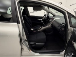 Toyota Auris, 1.4 l., hečbekas | 3