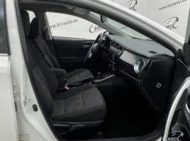 Toyota Auris, 1.8 l., hečbekas | 3
