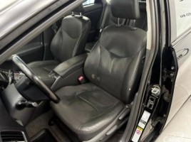 Toyota Prius | 4