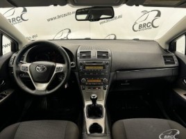 Toyota Avensis, 2.0 l., universal | 4