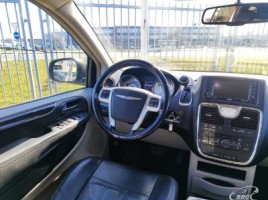 Chrysler Town & Country | 2