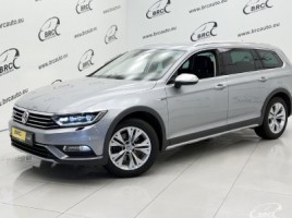 Volkswagen Passat universalas