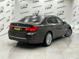 BMW 740 | 1