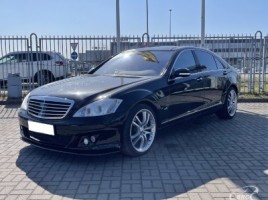 Mercedes-Benz S550 седан