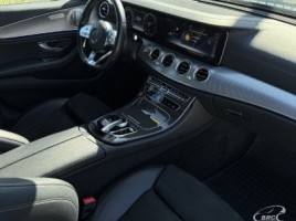 Mercedes-Benz E300 | 4