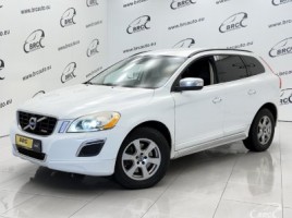Volvo XC60 cross-country