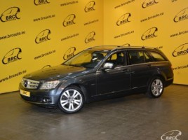 Mercedes-Benz C200 universalas