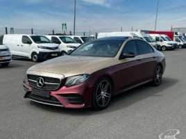 Mercedes-Benz E300