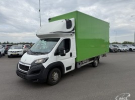 Peugeot Boxer commercial