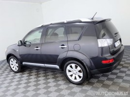 Mitsubishi Outlander | 3