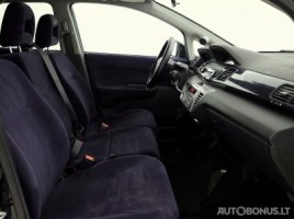 Honda FR-V | 3