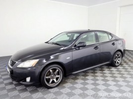 Lexus IS 220 | 3