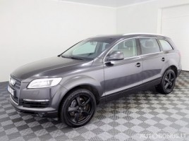 Audi Q7 | 1