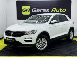 Volkswagen T-Roc cross-country