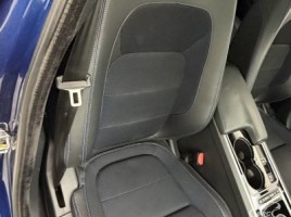 Jaguar XE | 4