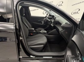 Peugeot 208 | 3