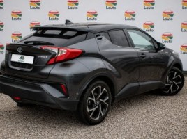 Toyota C-HR | 3