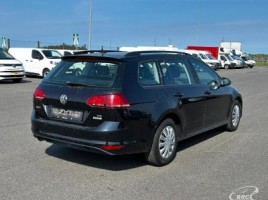 Volkswagen Golf | 1