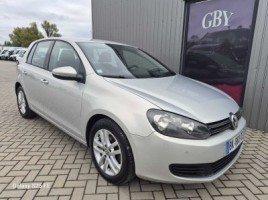 Volkswagen Golf | 2