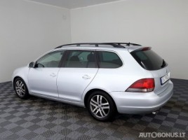 Volkswagen Golf | 3