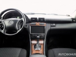 Mercedes-Benz C220, 2.1 l., sedanas | 4