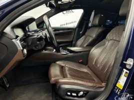 BMW M550, 4.4 l., sedanas | 4