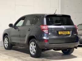 Toyota RAV4, visureigis | 3