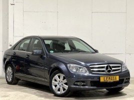 Mercedes-Benz C180, sedanas | 1