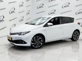 Toyota Auris hečbekas