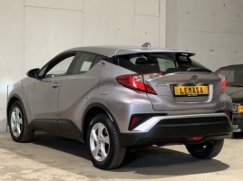 Toyota C-HR, Внедорожник | 3