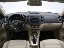 Volkswagen Tiguan | 1
