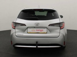 Toyota Corolla | 4