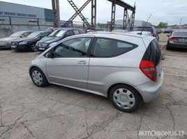 Mercedes-Benz A200 | 3