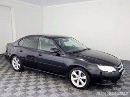 Subaru Legacy sedanas