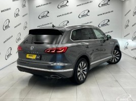 Volkswagen Touareg, 3.0 l., visureigis | 1