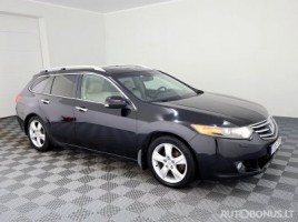 Honda Accord universalas