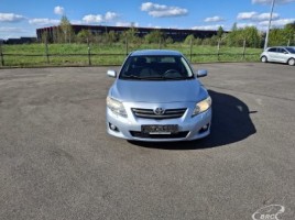 Toyota Corolla sedanas