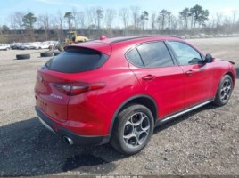 Alfa Romeo Stelvio | 3