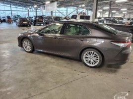 Toyota Camry | 2