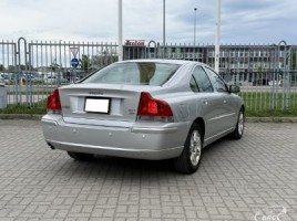 Volvo S60, 2.4 l., sedanas | 1