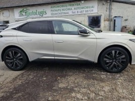 DS Automobiles DS4 | 4