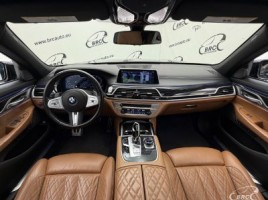BMW 750, 4.4 l., sedanas | 2